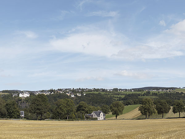 Ore mountains background mural 1<br /><a href='images/pictures/Auhagen/42513.jpg' target='_blank'>Full size image</a>